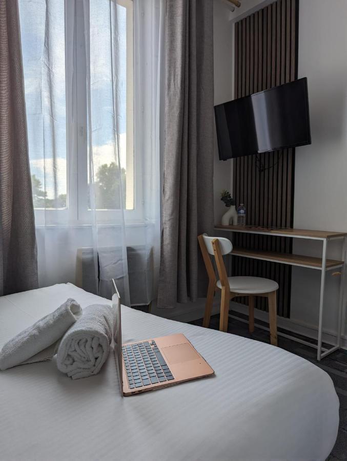 Hotel Le Lion D'Or Bernay  Eksteriør billede